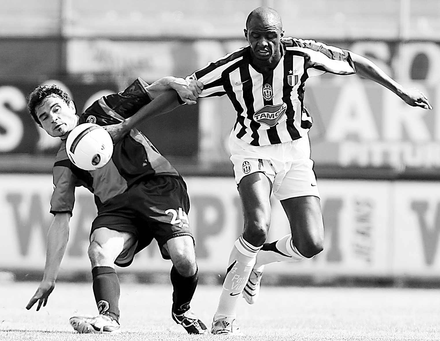 钢质平移防火卷帘